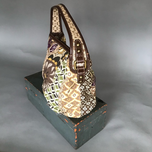Fossil Fabric Floral Hobo - Picture 6 of 10